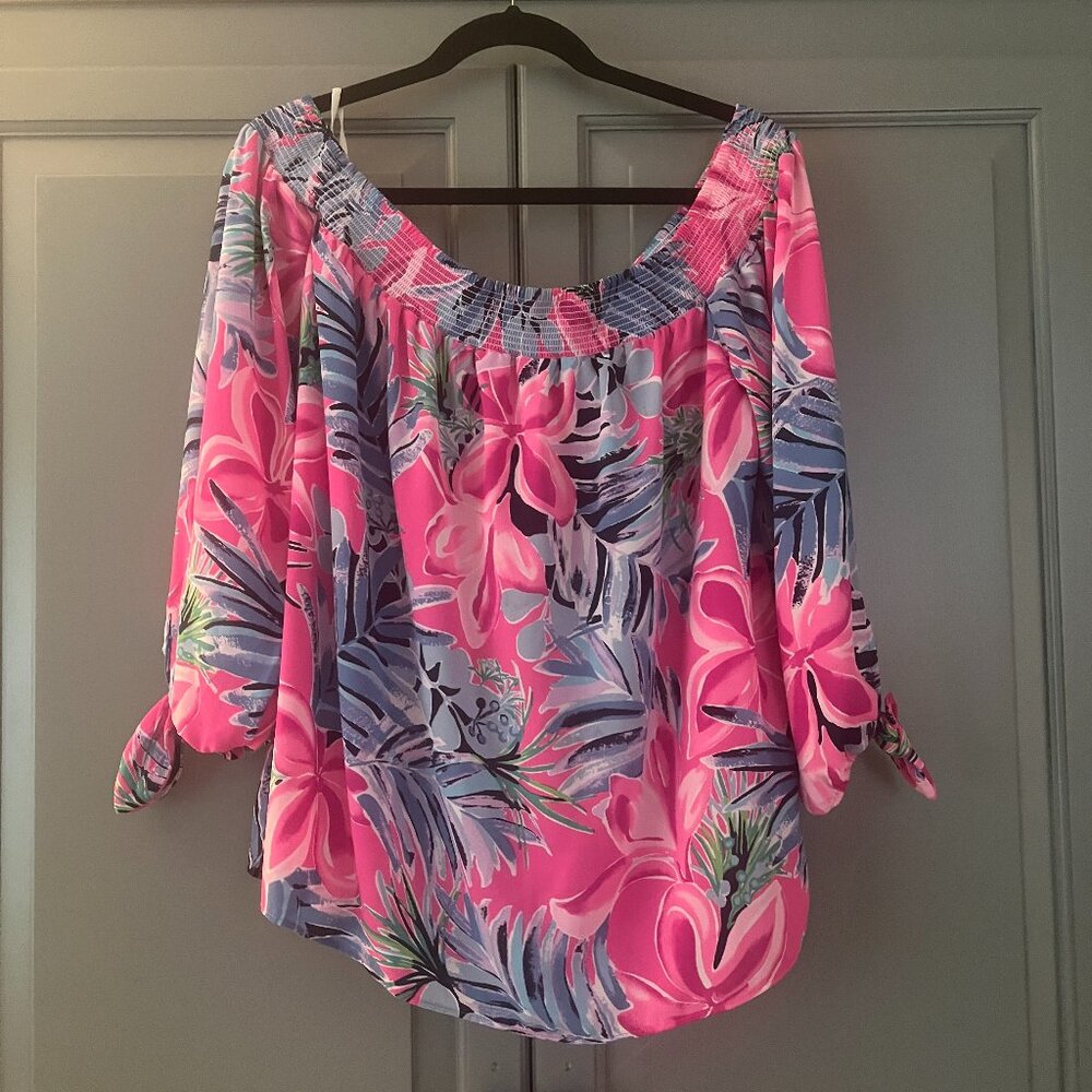 Lilly Pulitzer off the shoulder top vivid colors. Size XL